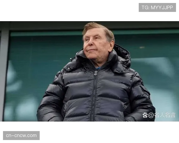 消息:莱万多夫斯基经纪人确认,球员将在今夏合同到期后离开巴萨